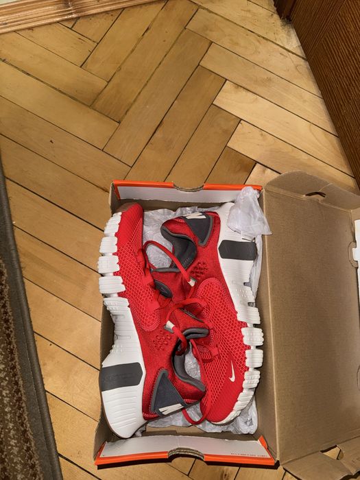 NIKE Free Metcon 4
