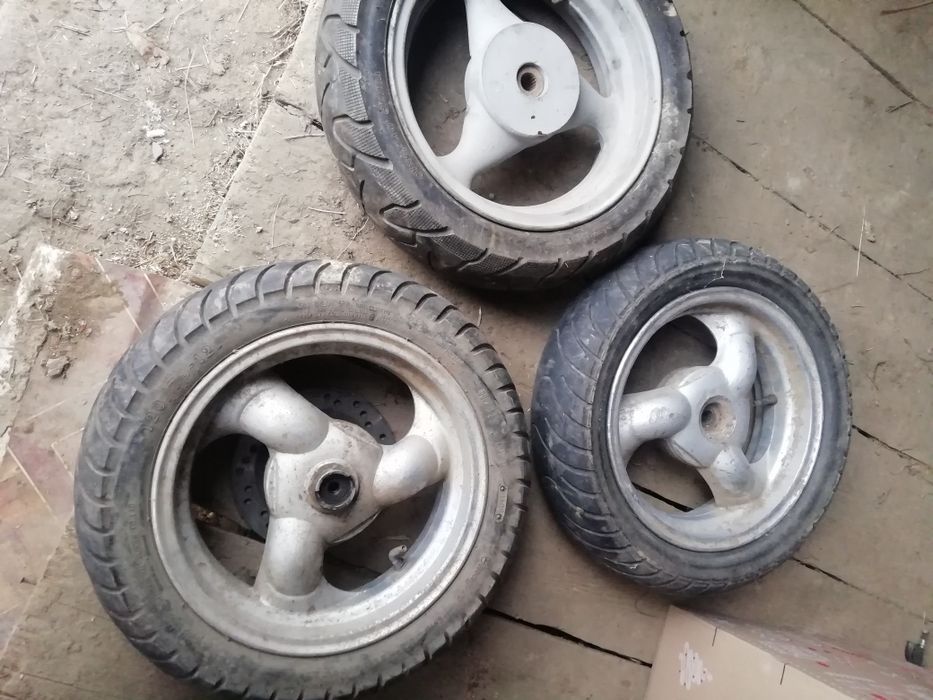 Продам колеса різні розміри