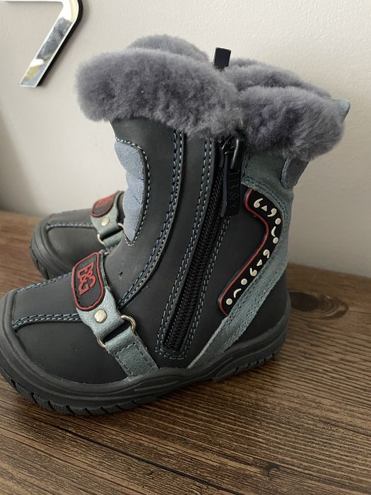 Зимове взуття на хлопчика