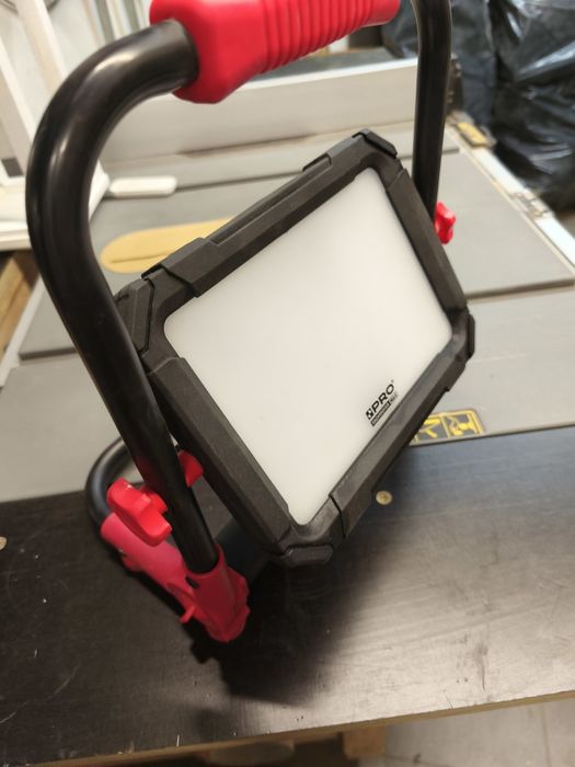 PRO - LD401 naświetlacz LED 30W 3000 lm