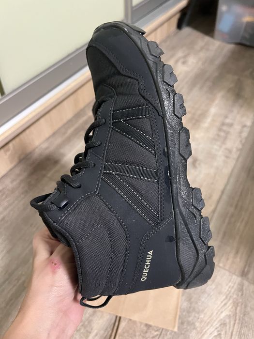 Продам ботінки 39 розмір гарна фірма. QUECHUA