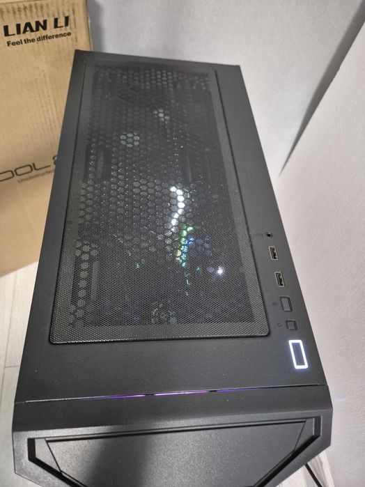 ТОП якості E-ATX\ATX\mATX корпус Lian Li Lancool 215 A-RGB . Trade-IN