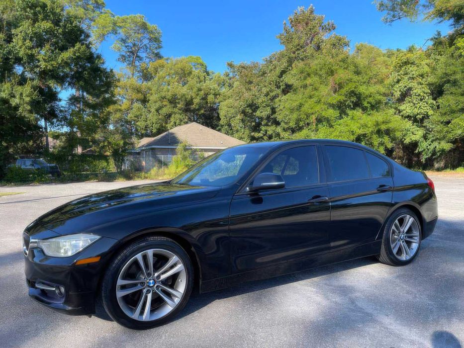 BMW 3 Series 328i      2014