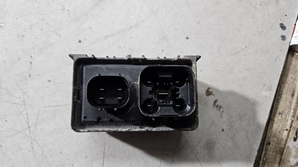 Przekaźnik moduł sterownik świec żarowych opel astra j 2.0 cdti a20dth a20dtr insignia a zafira c