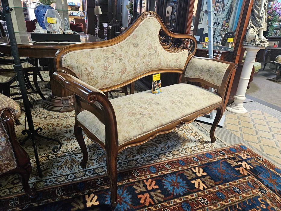 Sofá vintage - Bom estado geral