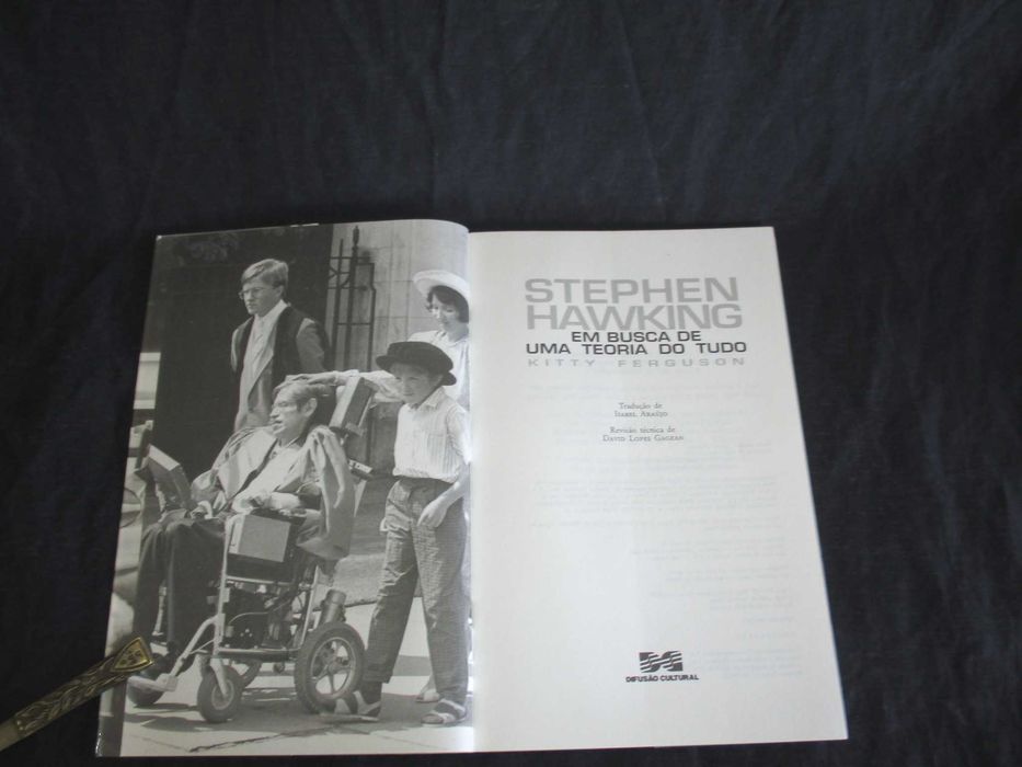Livro Stephen Hawking Em Busca de uma Teoria do Tudo
