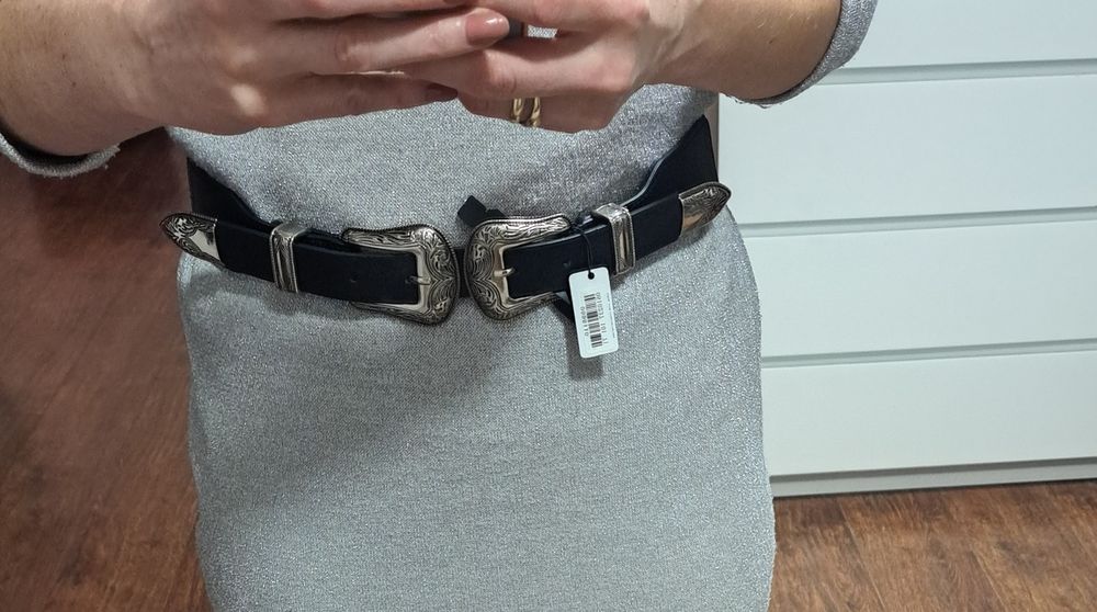 Pasek ozdobny z dwoma klamrami