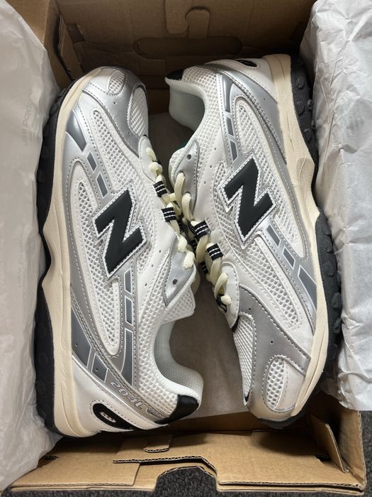 New Balance 204L