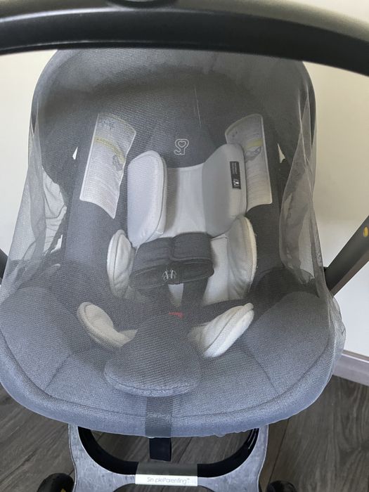 Атокрісло Doona + база