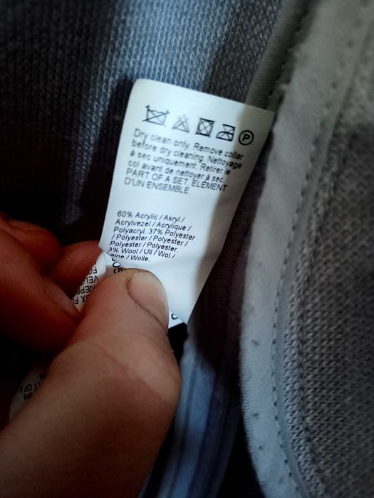 Piękny płaszczyk dla małej elegantki