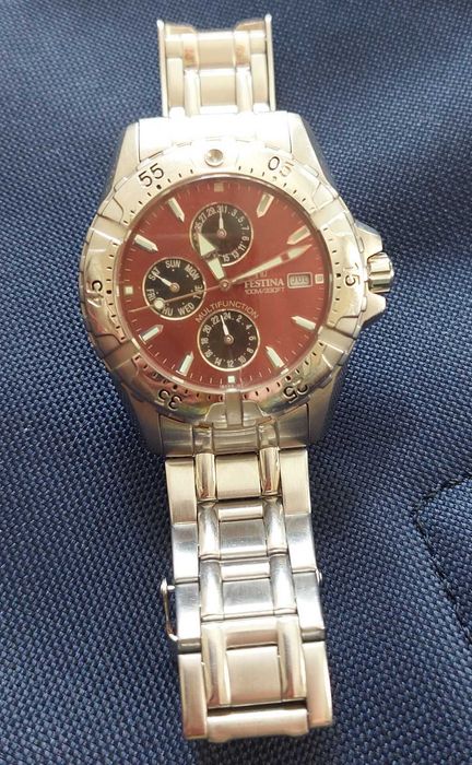 Чоловічий годинник б/у у відмінному стані — доступна ціна