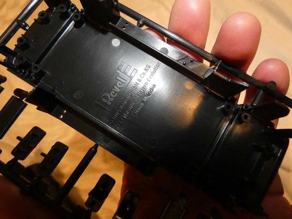 MODEL DO sklejania Revell Subaru Impreza