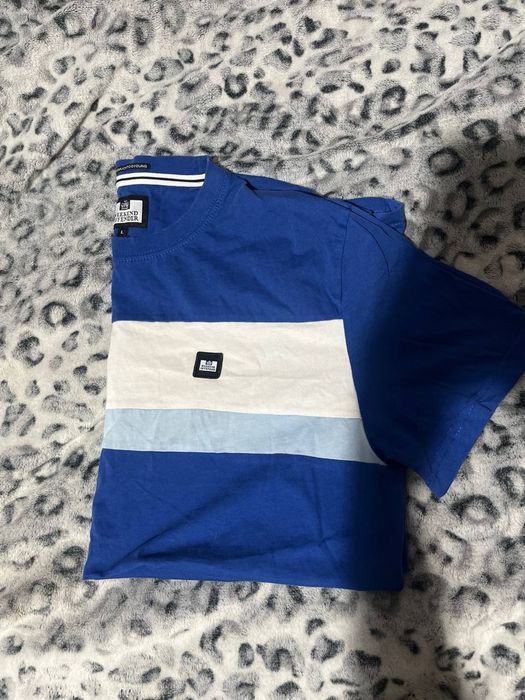 Футболка weekend offender