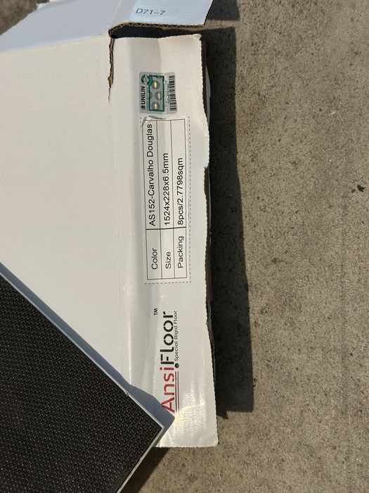 2 caixas pavimento vinilico Ansifloor