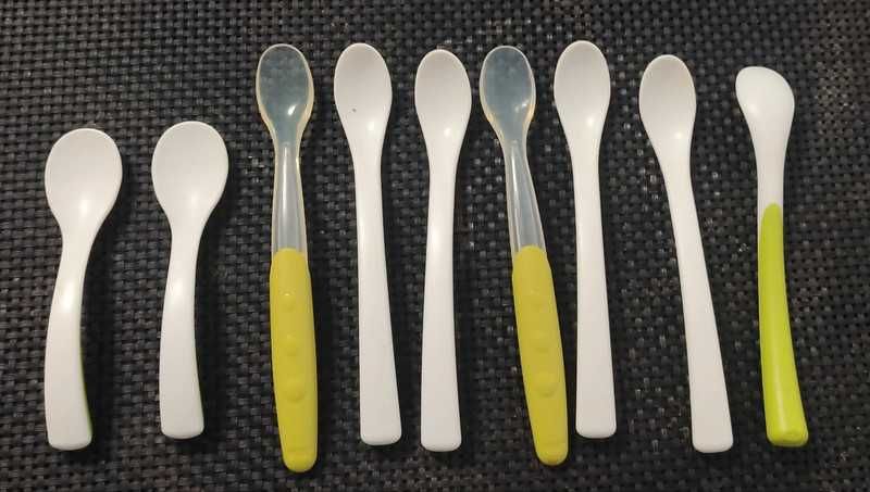 Conjunto de prato e colheres para bebé