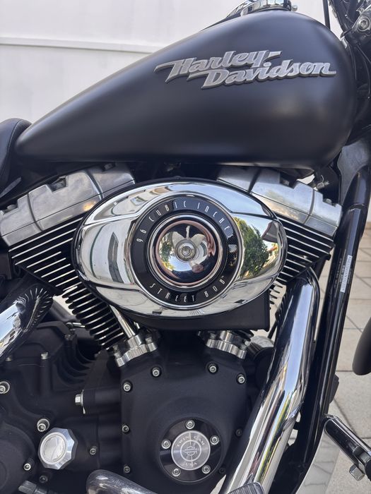 Harley Davidson Dyna Street Bob