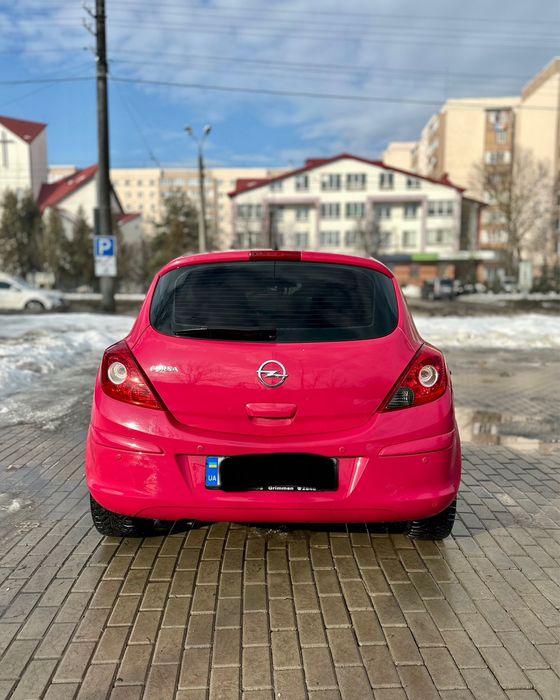 Opel Corsa 2013 року