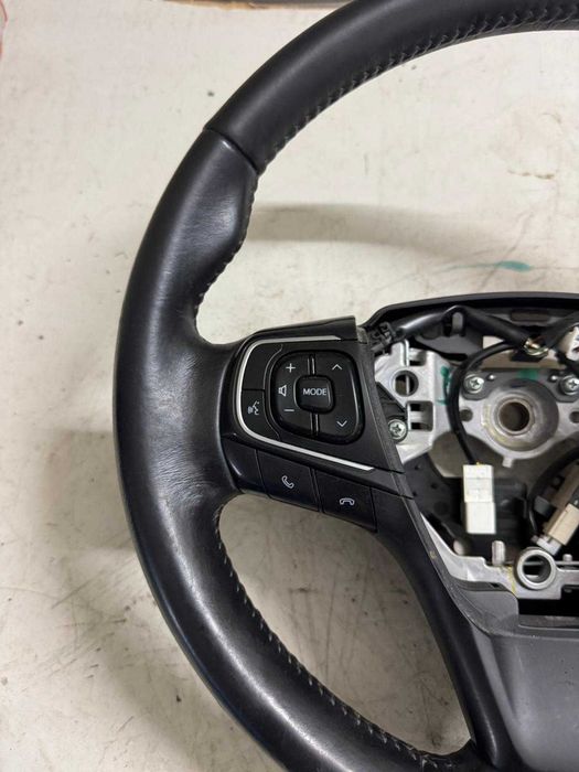 Kierownica Toyota Avensis T27 Lift 15-18r