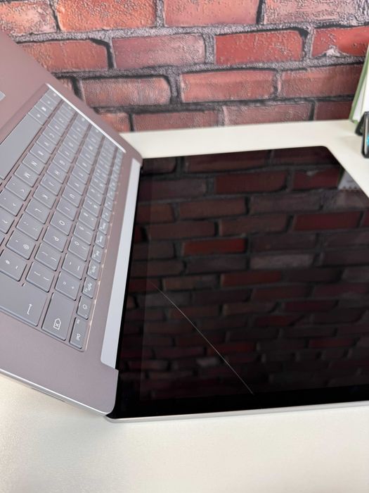 Сенсорний ноутбук Microsoft Surface Laptop 3·i5-1035G7·8GB·SSD 256GB·15.6" 2256x1504·2K·Металевий·тонкий·срібний·легкий·стильний·потужний·для роботи