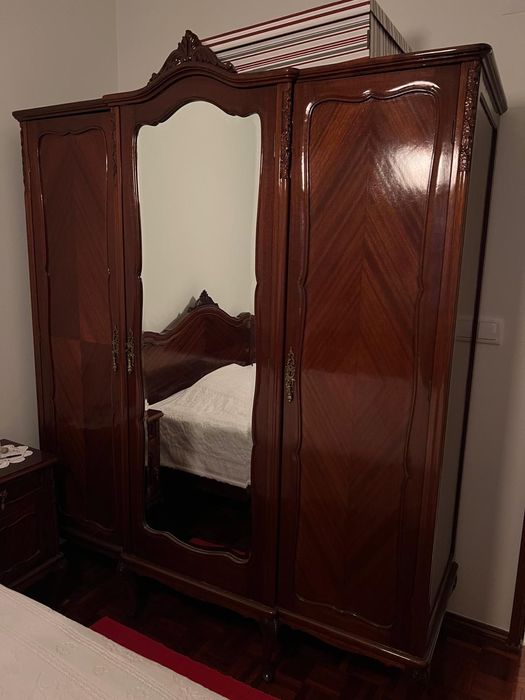 Mobilia anos 60 (em queen Anne )