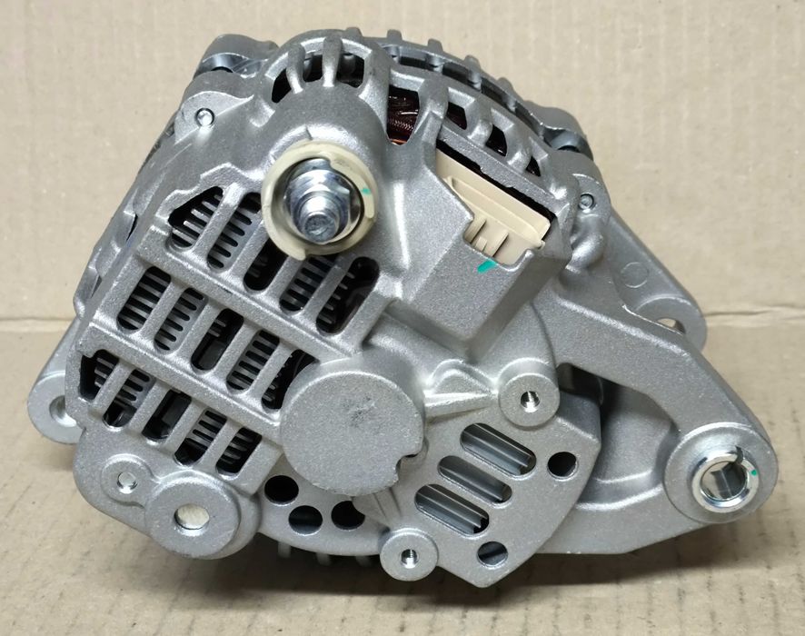 Генератор • Mitsubishi Lancer 9 • 1,6