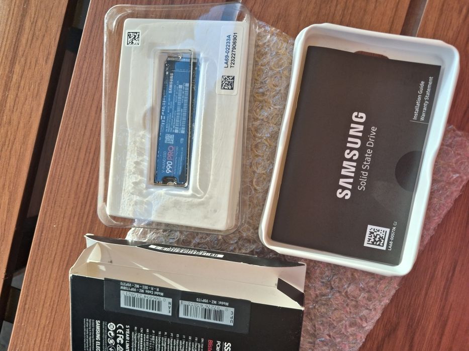 SSD накопичувач Samsung 990 PRO 1ТБ PCIe 4.0 NVMe M.2