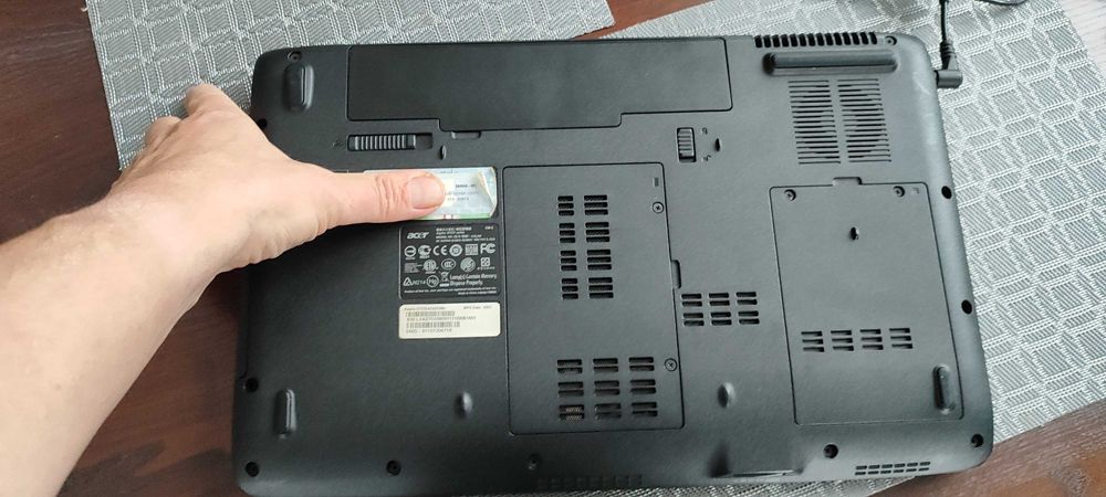 Laptop Acer Aspire 5737z