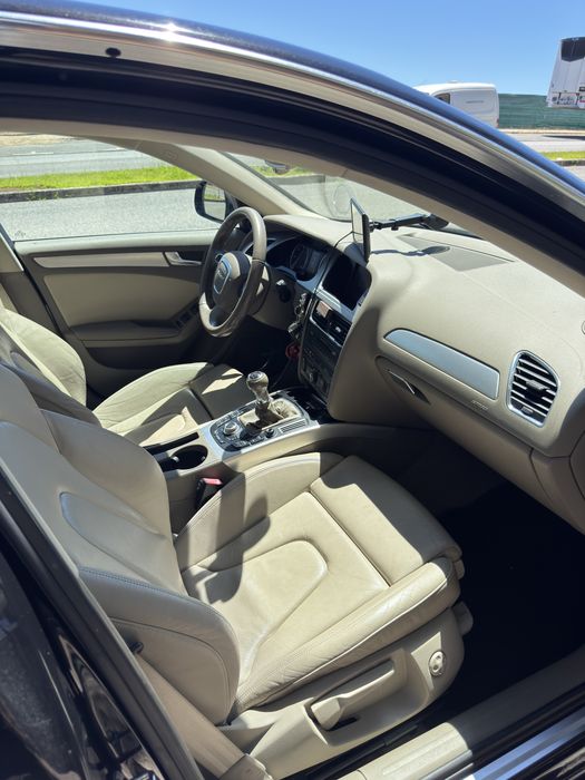 Audi A4 B8 2.0 TDI 143cv | Nacional | Histórico Audi | 193.000 km foto 4