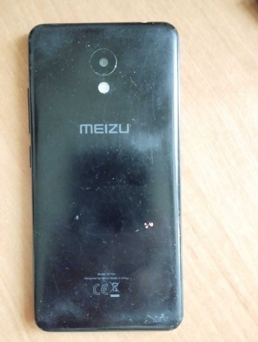 Продам Meizu M5c не  рабочий
