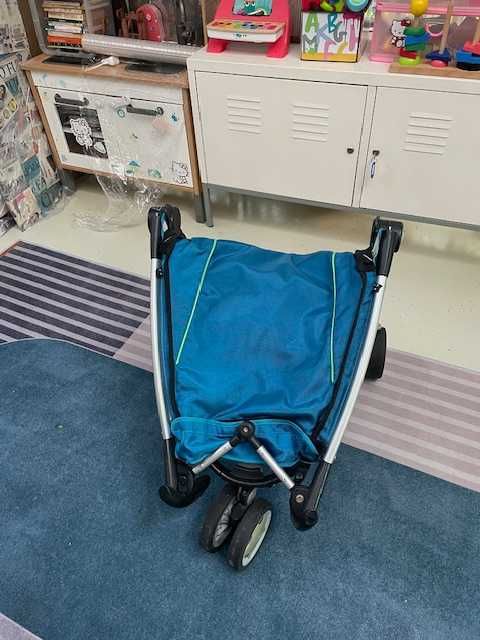 Carrinho de passeio Quinny à venda