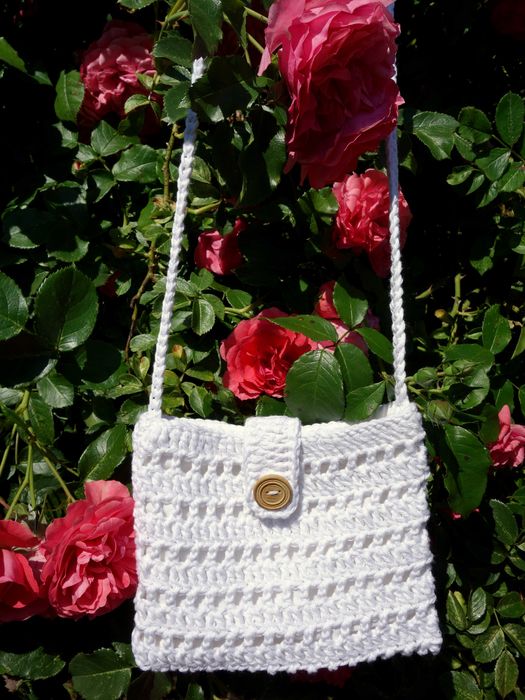 Nowa torebka szydełkowa handmade mała boho biała listonoszka