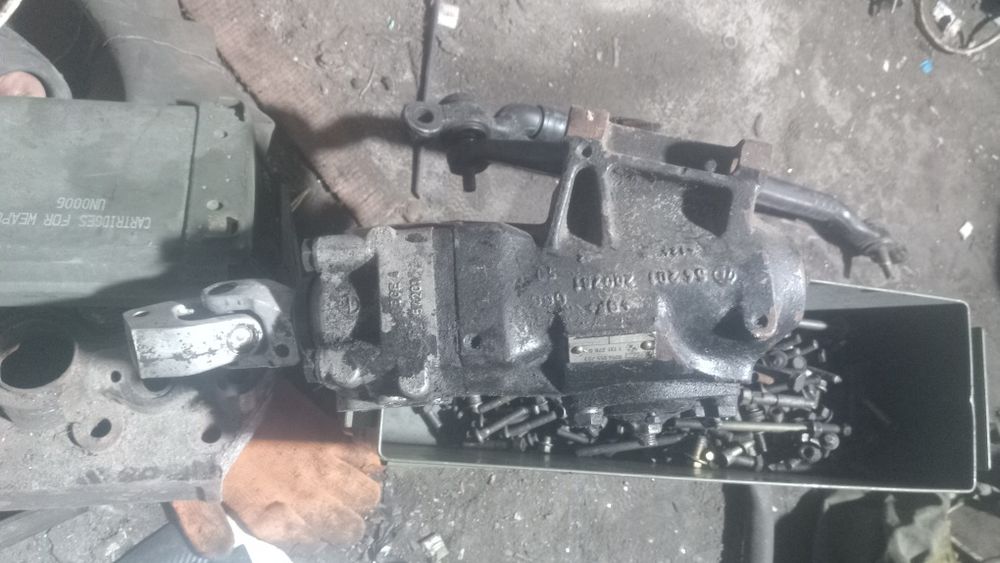 Продам рулевой редуктор BMW E34