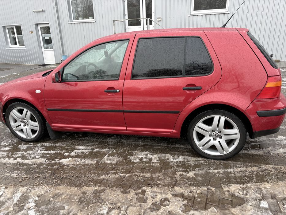 Легковий автомобіль