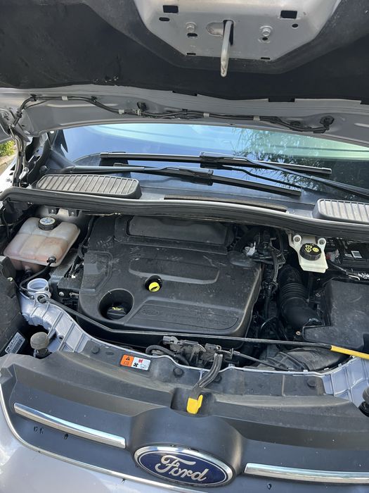 Ford C-max 2012 2,0 TDCI 140km TITANUM
