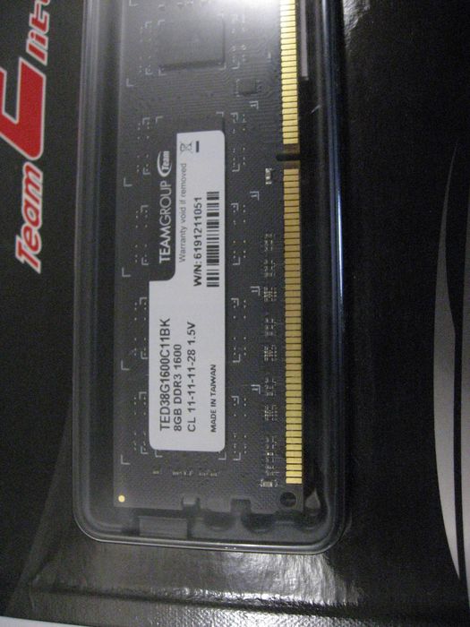 Новий модуль пам'яті Team Group DDR3   8Gb  1600MHz