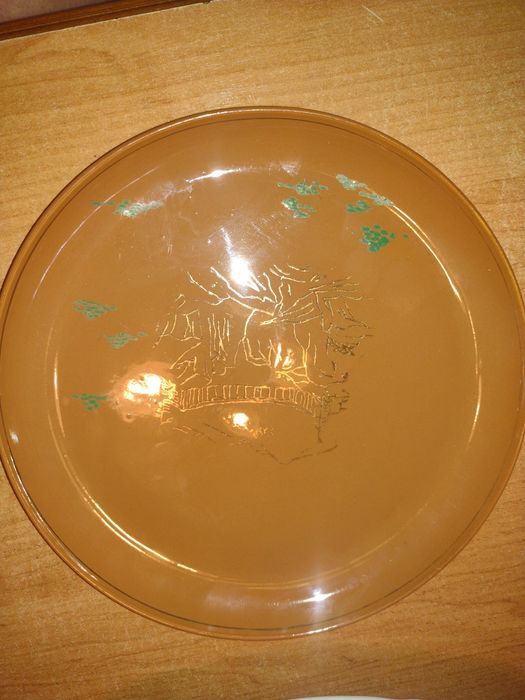 Talerzyk PRL D.P.R.K zdobiony 24cm.
