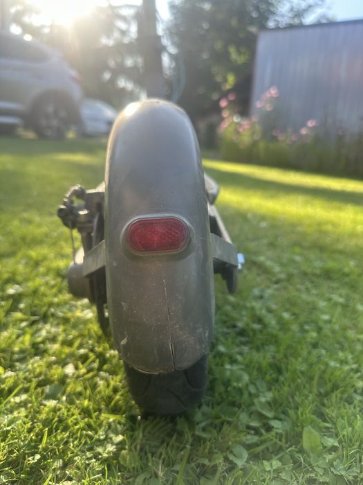 Motus Scooty 10 Plus 2022 – 500W / 15Ah / 10” / amortyzacja