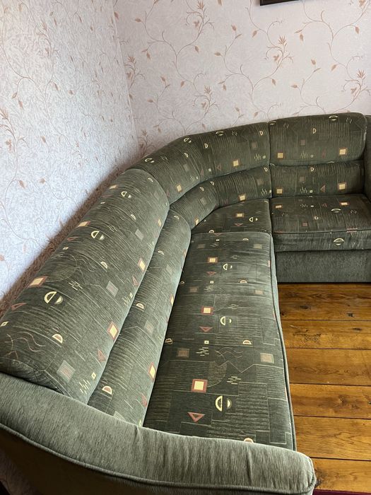 Диван кутовий розмір 2,5 *1,7 м