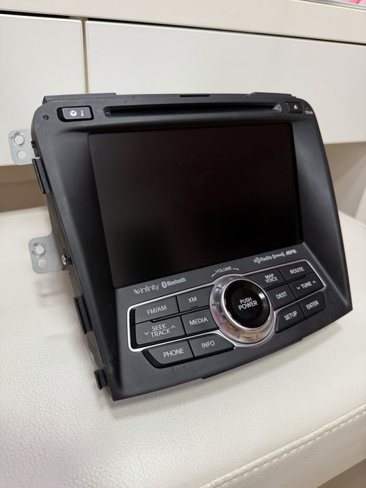 Штатная магнитола  Hyundai Sonata YF