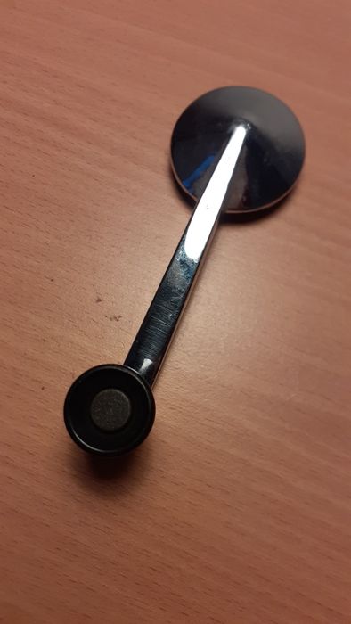 Fiat 125p. Korba szyby