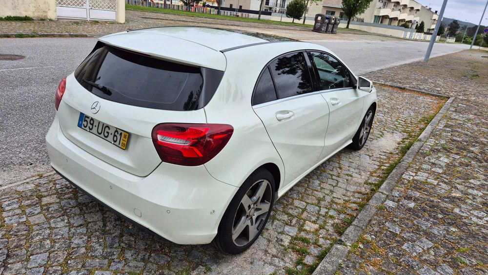 Mercedes A180 em muito bom estado