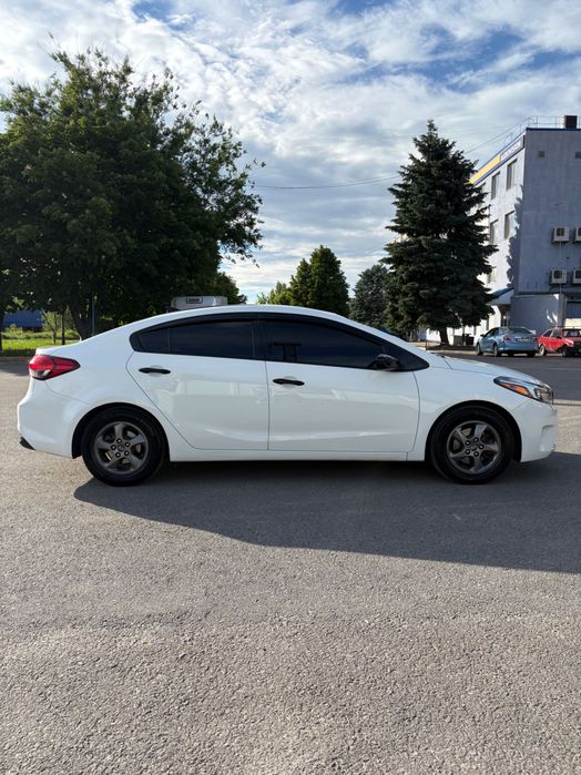 Kia Forte 2017 LX • 2.0 MPI • Отличное состояние, родной пробег.
