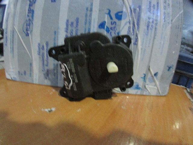 Motor da comporta da sofagem HONDA Jazz III (GE_, GG_, GP_, ZA_)