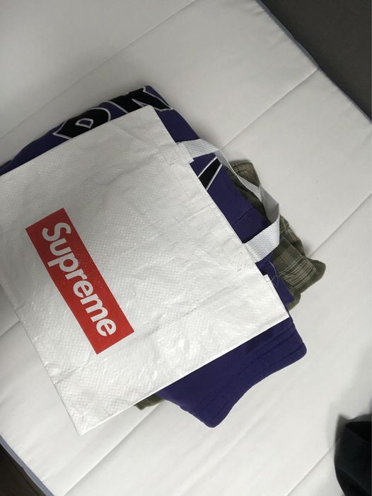 piękne nike x supremw