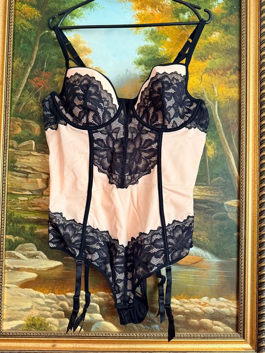 Боді мереживне утяжка розмір ХL/95 С