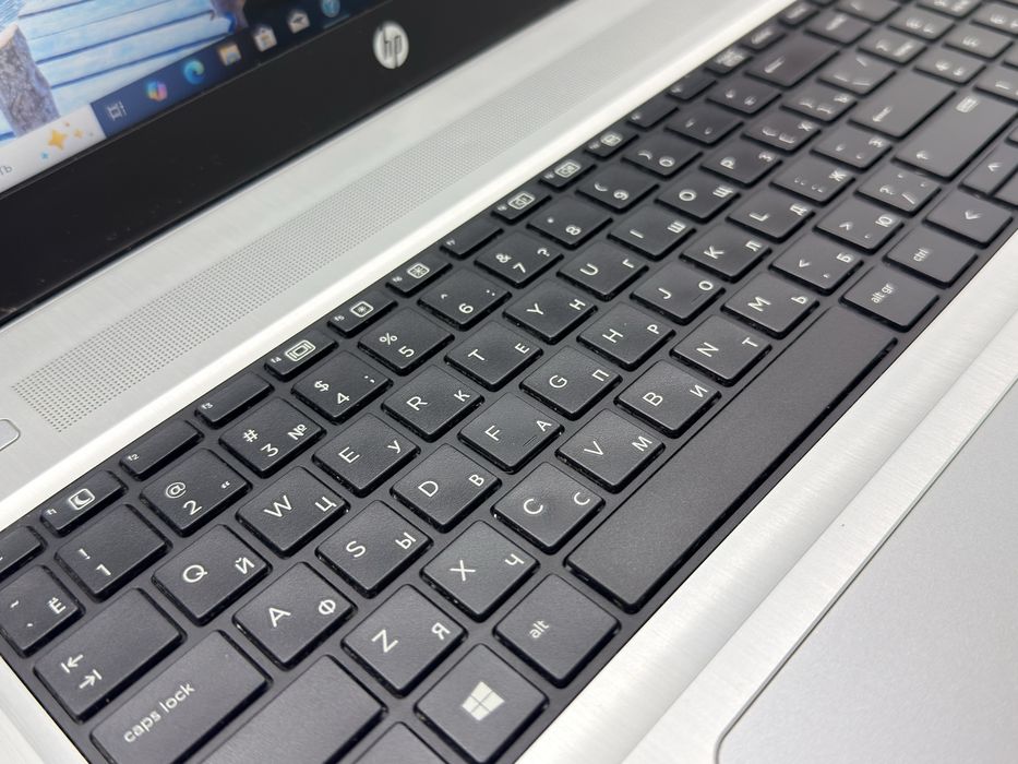 HP ProBook 450 G4 | I3 7100U | 8 GB DDR4 | 128 GB SSD | 15.6 FullHD