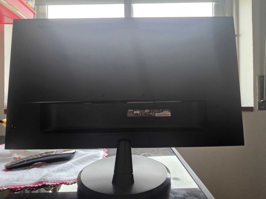 Monitor Asus 28''