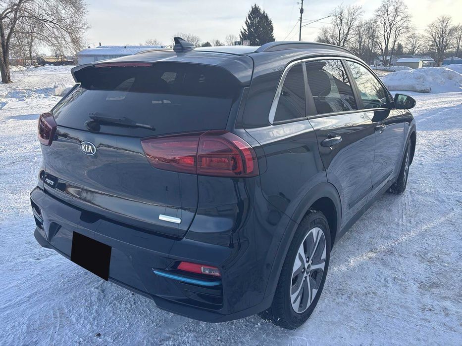 Kia e-Niro      2020