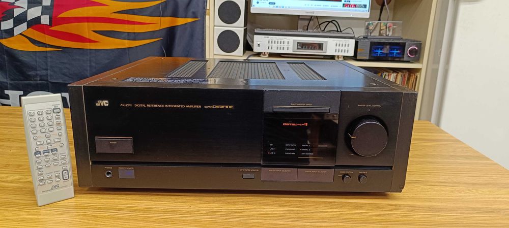 Усилитель JVC -AX-Z911 (звук-цап ! )