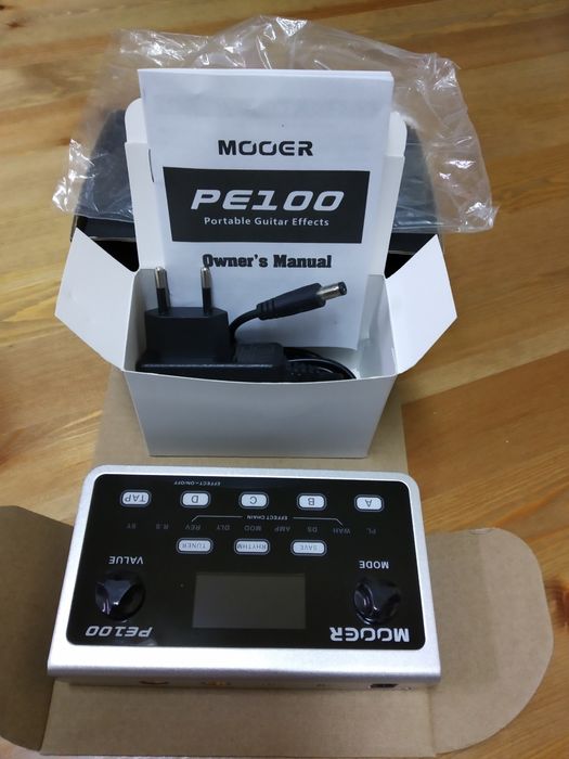 Processador de efeitos MOOER PE 100